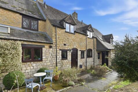 34 Wolds End Close 2128-2.jpg