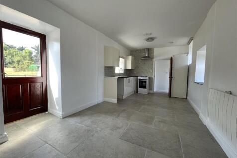 Lounge / Kitchen