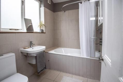 Shepherds_Bush_Flat-13.jpeg