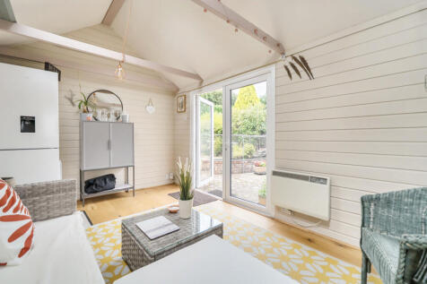 1320761-23-687944...