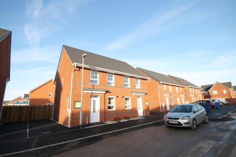 3-bed semi-detached on Horseshoe Drive, Buckshaw Village, £1,050/mo