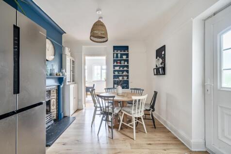 Breakfast room