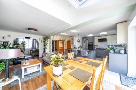 -686bbb3f7cd9e-l-1317022-28-6867f61264a69