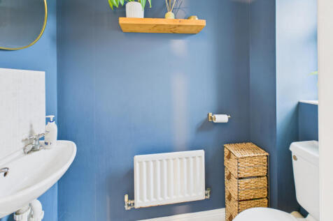 CAM04968G0-PR0090-STILL003