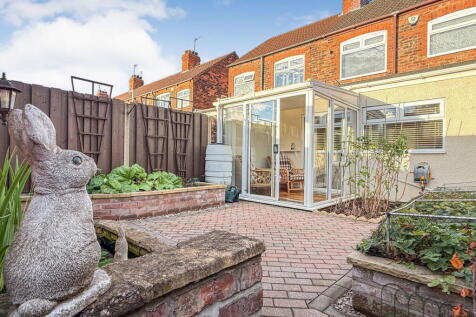 Hull, HU9 - property photo