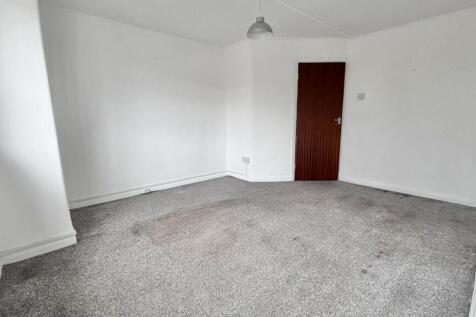 Benleigh House, Marina Avenue photo 4