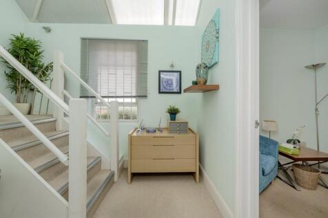 unit 4 fulham pk studios2050.jpg