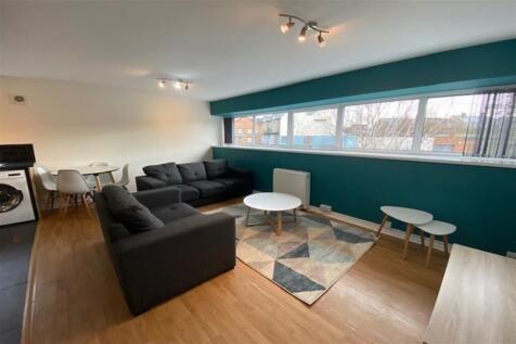 29, Market Square, Woodhouse, S13 photo 3