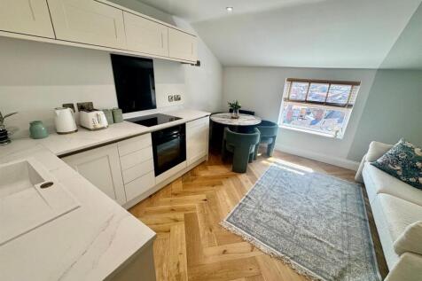 Lounge-kitchen.jpg