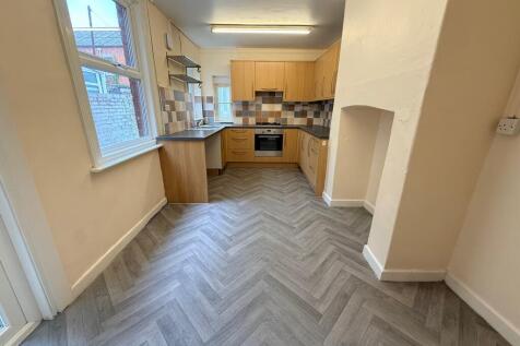 Kitchen Longer