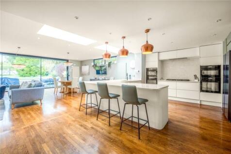 Kitchen/Breakfast Rm