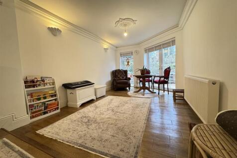 IMG_5485 (Large).JPG