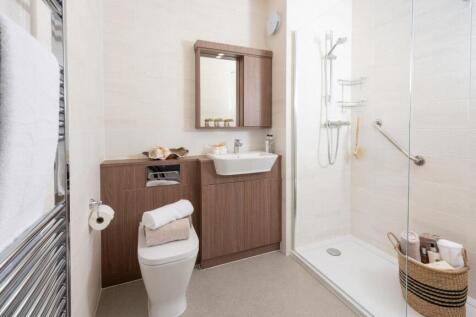 Beeches Lodge, Burnham, Buckinghamshire photo 4