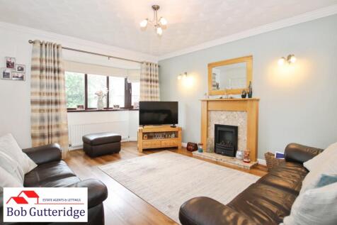 BAY FRONTED LOUNGE