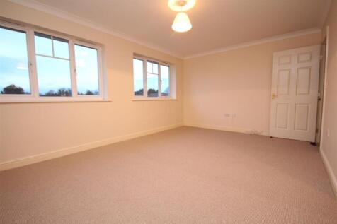 George Williams Way 4 Lounge2.JPG