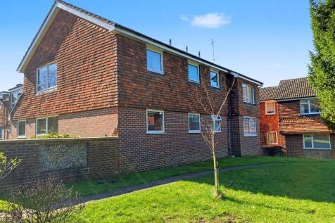 18 griffin court front.jpg