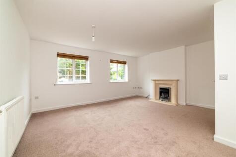 2 Lowe Dr (11 of 12).jpg