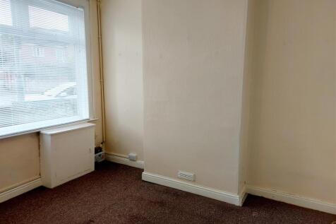 Huthwaite Road, Sutton-In-Ashfield photo 3