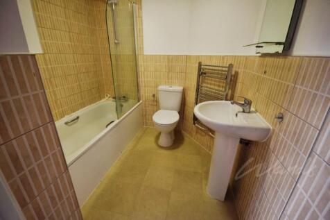 queens bathroom