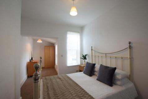 2-bed terraced on 27/28 - Arboretum Avenue - Student House, £1,257/mo