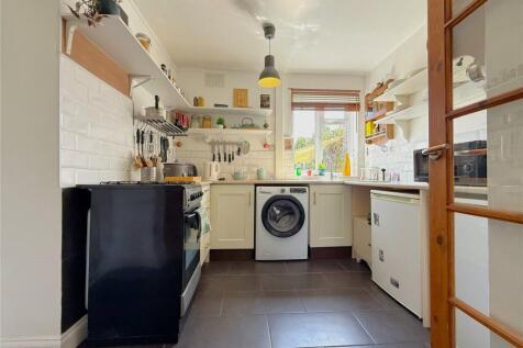 Woodberry Close, Bridgnorth, Shropshire photo 3