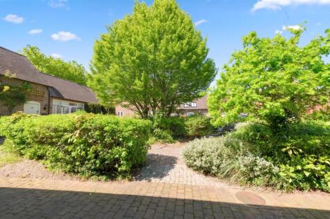 14 The Greaves, Minworth