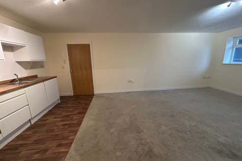 2 Bedroom Flat in WS1 1JZ