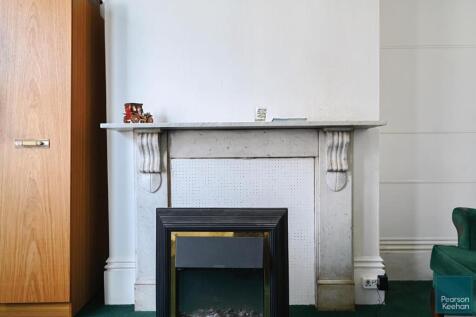 144 Springfield Road, bn1 (36).jpg