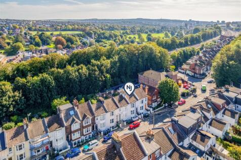 8 robertson road-36.jpg