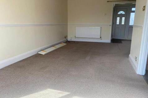 Young Close, Clacton On Sea photo 3