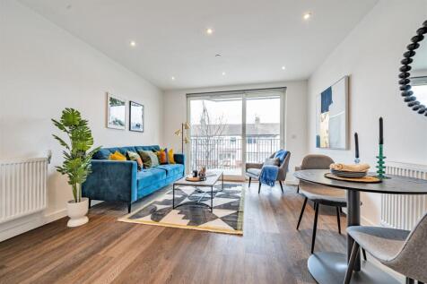 1 bed, 2nd floor, Challis, Capercaillie Court in Elements photo 5