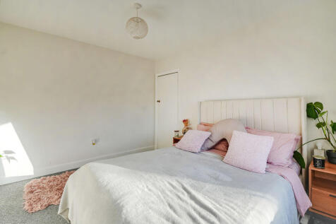 3 bed, 1 bath Semi-Detached in Sheffield - Photo 17
