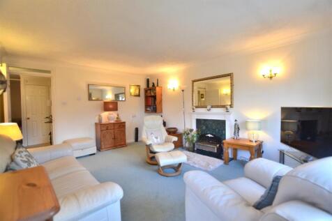 Living Room 2.JPG