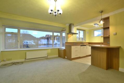 Living room &amp; Kitchen.JPG