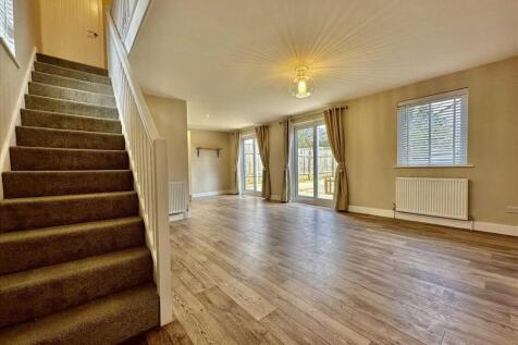 The Court, Lower Burraton, Saltash photo 3