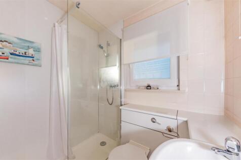 34 Dunkeld Place Dundee-7.JPG