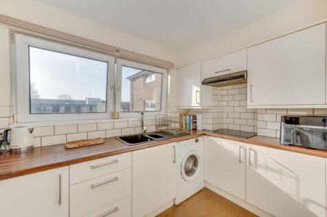 KITCHEN, DINER AND LIVING ROOM