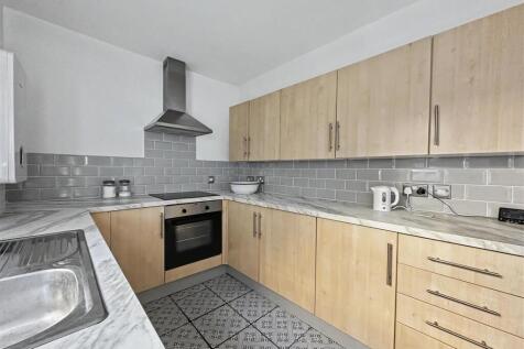 Livingstone Road, Oldfield Park photo 3