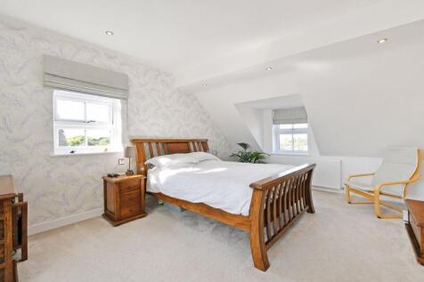 2nd Floor Double Bedroom 