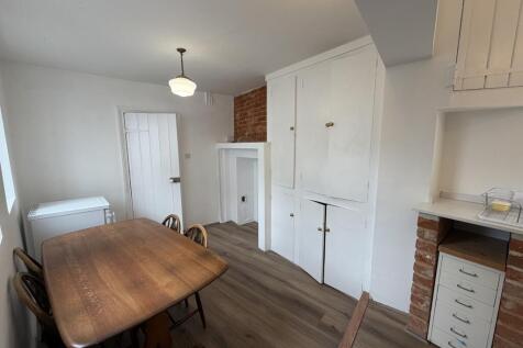 Station Street, Walton-on-the-Naze, CO14 photo 5