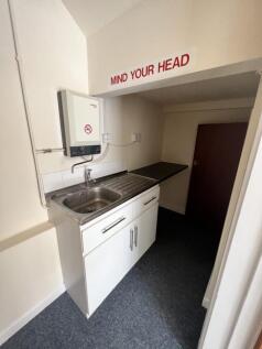 PHOTO 8  13 St Georges Business Centre Portsmout