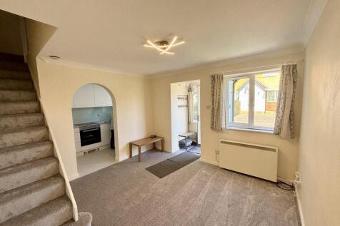 Sullivan Crescent, Browns Wood, Milton Keynes, MK7 photo 4