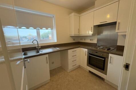 Ledgard Avenue, Leigh photo 4