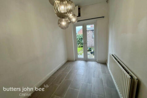 Cross Lane, Middlewich photo 5