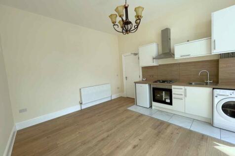 Stoneygate, Knighton Road LE2 photo 3