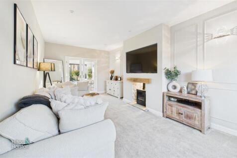 Whittycroft Drive