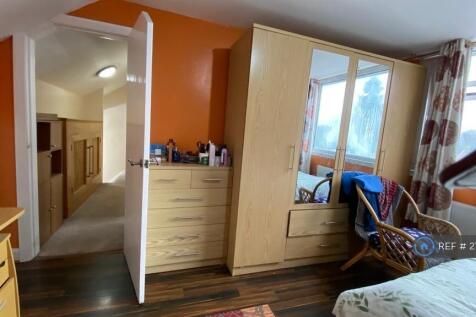 Bedroom2-First Fllor-5