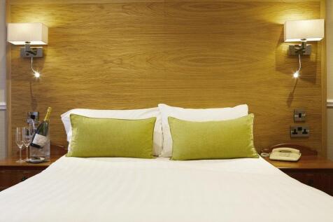 Hotel for sale Image 9