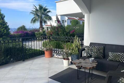 Luxury Corner Ground Floor 3 Bedroom Apartment, Fully Furnished with Title Deed and VAT Paid Image 9999 26