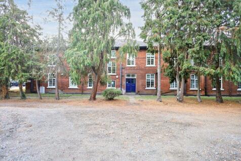 Flat 16 Astra Court East, Astra Close, Hornchurch, Essex, RM12 5NJ
